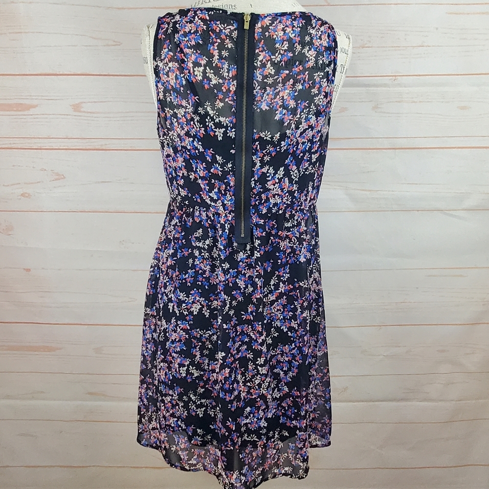 Express Floral Sleeveless Dress - Picture 3 of 6